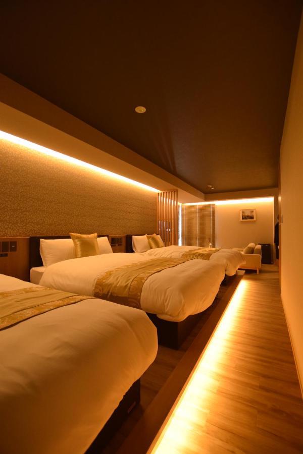 Grand Base Beppu Ekimae Aparthotel Buitenkant foto
